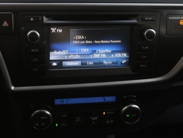 Toyota Auris II Touring Sports Valvematic 130 132KM 2013 Toyota Auris 1.6 Valvematic, Salon Polska, Klima, zdjęcie 11