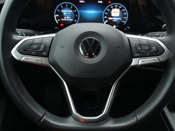Volkswagen Golf VIII Variant 1.5 TSI 130KM 2022 VW Golf 1.5 TSI, Salon Polska, 1. Właściciel, zdjęcie 20