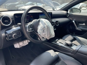 Mercedes Klasa A W177/V177 Hatchback 1.3 200 163KM 2020 Mercedes A 200 Automat Skóra Kamera Klimatronik, zdjęcie 8