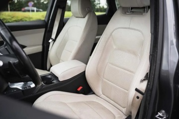 Jaguar E-Pace SUV 2.0 i4P 300KM 2018 Jaguar E-Pace P300 AWD, Salon Polska, Serwis ASO, zdjęcie 15