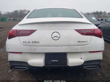 Mercedes CLA C118/X118 2024 Mercedes-Benz CLA MERCEDES-BENZ CLA 250 COUPE 4MATIC 2.0 Benzyna 221KM, zdjęcie 2