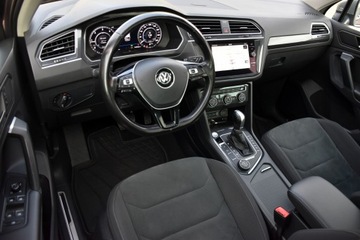 Volkswagen Tiguan II SUV 2.0 TDI 150KM 2018 Volkswagen Tiguan II Highline 2.0TDI 4x4 AUTOMAT 7b BOGATY, Doinwestowany!, zdjęcie 13