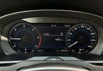 Volkswagen Passat B8 Variant 2.0 TDI SCR 240KM 2018 Volkswagen Passat R-LINE DSG Kamera 4x4 240KM Faktura Vat 23 2.0, zdjęcie 16