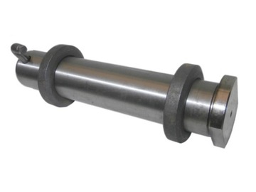 Винт крепления роликов тележек Atlas Liebherr Volvo