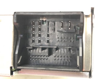 НАВИГАЦИОННЫЙ СЧИТЫВАТЕЛЬ VW GOLF VII 3Q0035824C