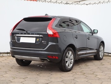 Volvo XC60 I SUV Facelifting 2.4 D4 190KM 2017 Volvo XC60 D4, Salon Polska, 187 KM, 4X4, zdjęcie 4