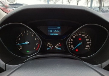 Ford Focus III Kombi 1.0 EcoBoost 125KM 2013 Ford Focus Ford Focus 1.0 Ecoboost, Salon Pl, 2kpl. opon. Benzyna 125KM, zdjęcie 14