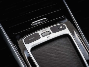 Mercedes GLB SUV 1.3 200 163KM 2025 MERCEDES-BENZ GLB 200 AMG Line Suv 1.3 (163KM) 2025, zdjęcie 10