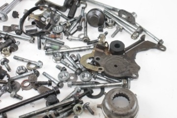 КОМПЛЕКТ БОЛТОВ ДВИГАТЕЛЯ HONDA VT 600 SHADOW PC21