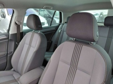 Volkswagen Golf VII Hatchback 3d 2.0 TDI BlueMotion Technology 150KM 2016 Volkswagen Golf Allstar Navi Klimatronik Radar LED 2xPDC 2.0 Diesel 150KM, zdjęcie 12