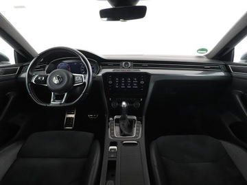 Volkswagen Arteon Fastback 2.0 TDI 240KM 2018 Volkswagen Arteon 4x4 DSG matrix LED virtual, zdjęcie 14