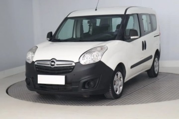 Opel Combo D Van L1 1.3 CDTI ecoFLEX 90KM 2015 Opel Combo 1.3 CDTI, Salon Polska, Klima, zdjęcie 1