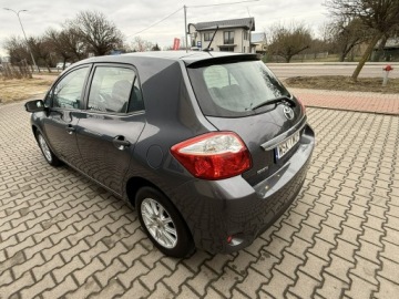Toyota Auris I Hatchback 5d Facelifting 1.4 D-4D 90KM 2012 Toyota Auris 1.4D-4D Lift 2012r Klimatyzacja, zdjęcie 1