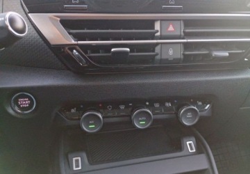 Citroen 2022 Citroen C4 e-C4 EV136 50kWh Shine SalonPL Niski Przebieg Od Reki Zadbany, zdjęcie 20