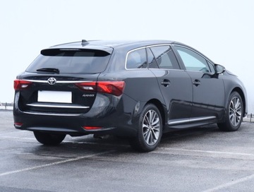Toyota Avensis III Wagon Facelifting 2015 2.0 D-4D 143KM 2016 Toyota Avensis 2.0 D-4D, Salon Polska, Serwis ASO, zdjęcie 4