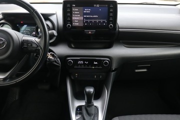 Toyota Yaris IV Hatchback 1.5 Hybrid Dynamic Force 116KM 2021 Toyota Yaris 1.5 VVT-i Hybrid, Salon Polska, zdjęcie 11