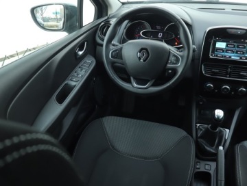 Renault Clio IV Hatchback 5d Facelifting 0.9 TCe 90KM 2019 Renault Clio 0.9 TCe, Salon Polska, Serwis ASO, zdjęcie 6