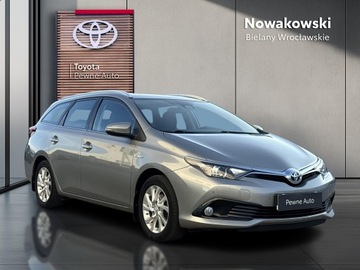 Toyota Auris II Touring Sports Facelifting 1.8 Hybrid 136KM 2017 Toyota Auris Hybrid 135 Premium II (2012-) Hybrid, zdjęcie 25