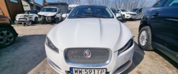 Jaguar XF II 2015 Jaguar XF 2015r, 2.0 Benzyna. Lekko przetarty bok. Jezdzi. 2.0 Benzyna, zdjęcie 12