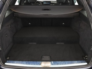 Mercedes Klasa C W205 Kombi Facelifting HYBRYDA 2.0 300 de 306KM 2020 Mercedes C 300 FV23% PHEV multi beam LED, zdjęcie 20