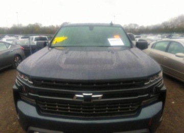 Chevrolet Silverado II 2021 Chevrolet Silverado 2021, 5.3L, 4x4, RST, od ubezpieczalni 5.3 Benzyna, zdjęcie 3