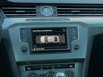 Volkswagen Passat B8 Limousine 1.4 TSI BlueMotion Technology 125KM 2017 Volkswagen Passat Limousine 1.4 TSI BMT 125 KM 6-biegowa manualna Salon Po, zdjęcie 27