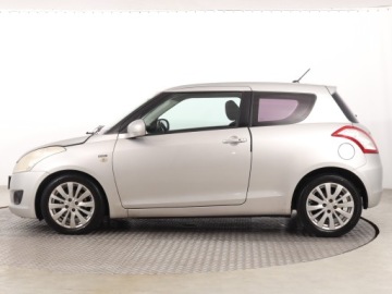 Suzuki Swift V Hatchback 5d 1.3 DDiS 75KM 2012 Suzuki Swift 1.3 DDiS, Klima, Klimatronic, zdjęcie 2