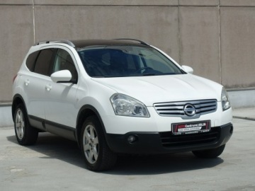 Nissan Qashqai I Crossover 2.0 140KM 2010 Nissan Qashqai+2 Qashqai+2 2.0 140KM Ben./4x4/, zdjęcie 4
