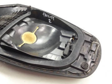 Yamaha Tricity Triptik 125 14-17 Сиденье дивана
