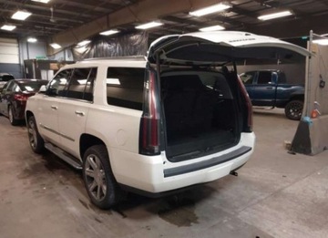 Cadillac Escalade III 2015 Cadillac Escalade 2015, 6.2L, 4x4, LUXURY, od ..., zdjęcie 6