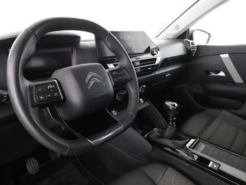 Citroen C4 III SUV 1.2 PureTech 130KM 2020 Citroen C4 klima auyo navi kamera i czujniki, zdjęcie 13