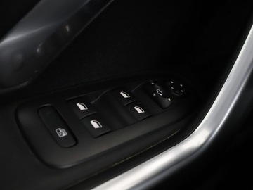 Peugeot 2008 I SUV Facelifting 1.2 PureTech 110KM 2017 Peugeot 2008 1.2 Benzyna Crossway Panorama Navi, zdjęcie 33