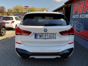 BMW X1 F48 2021 BMW X1 M Pakiet Panorama Automat Navi Kamera 2.0 Benzyna 178KM, zdjęcie 5