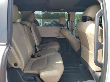 Toyota Sienna III 2021 Toyota Sienna XLE 2021 2.5l 2.5 Hybryda 245KM, zdjęcie 11