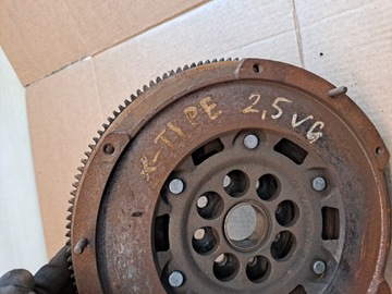 KOLO DVOUHMOTNÉ JAGUAR X-TYPE X TYP 2.5 V6