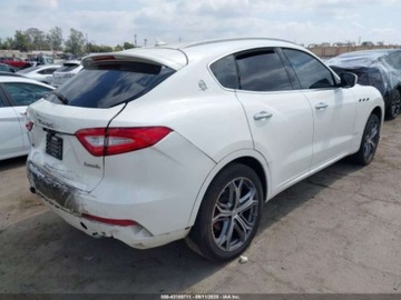 Maserati Levante 2019 Maserati Levante Granlusso 2019 3.0l 3.0 Benzyna 345KM, zdjęcie 5
