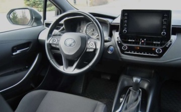 Toyota Corolla XII Hatchback 1.8 Hybrid 122KM 2021 Toyota Corolla GWARANCJA TOYOTA RELAX, Salon PL, Serwisowana w ASO, Niski, zdjęcie 10