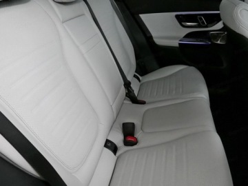 Mercedes GLC C254/X254 Coupe 2.0 200 204KM 2026 GLC Coupe 200 4-Matic AMG Line 2.0 (204KM) 2026, zdjęcie 12