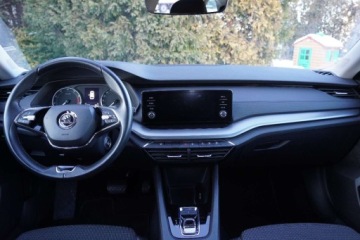 Skoda Octavia IV Liftback 1.0 TSI EVO 110KM 2022 Skoda Octavia DSG, e-Tec, Swiatla LED,Polski salon Bezwypadek,Kamera, Temp, zdjęcie 13