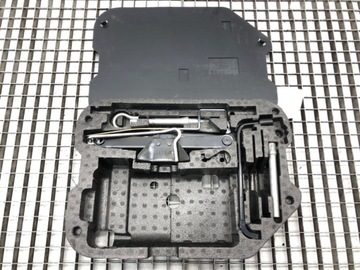 ZESTAW NARZĘDZI CITROEN C4 PICASSO I Hatchback