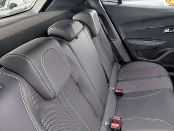 Peugeot 2008 II SUV Facelifting 1.2 PureTech 130KM 2024 Peugeot 2008 GT Lift Automat Navi Kamera Hands Free Sensor Elektryka PDC A, zdjęcie 18