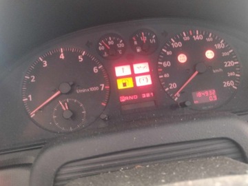LICZNIK 8D0919034B AUDI A4 B5 1.6 1.8 AUTOMATIC