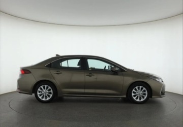 Toyota Corolla XII Sedan 1.5 VVT-i 125KM 2022 Toyota Corolla 1.5 VVT-i, Salon Polska, zdjęcie 5