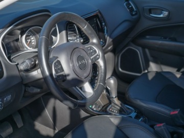 Jeep Compass II SUV Facelifting 1.3 GSE T4 150KM 2021 Jeep Compass 150ps Limited Keyles Skóra Blis Kamera Sam Parkuje 230V DAB 18, zdjęcie 15
