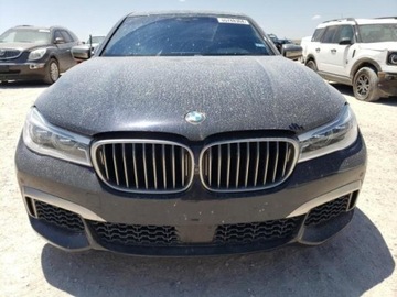 BMW Seria 7 G11-G12 2018 BMW Seria 7 2018, 6.6L, 4x4, M760XI, po gradobiciu, zdjęcie 2