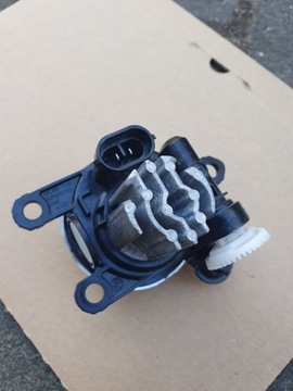 HALOGEN DRL LED PRAVÝ VOLVO S60 V60 III OE 31677940