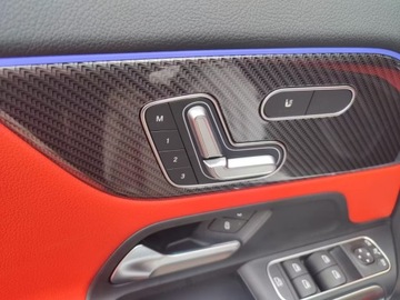 Mercedes GLA II Off-roader Facelifting 1.3 200 163KM 2025 MERCEDES-BENZ GLA 200 AMG Line Suv 1.3 (163KM) 2025, zdjęcie 9