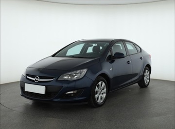 Opel Astra J Sedan 1.6 Twinport ECOTEC 115KM 2015 Opel Astra 1.6 16V, Salon Polska, Serwis ASO, zdjęcie 1