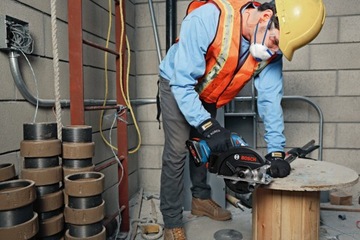 ПИЛА ПО МЕТАЛЛУ GKM 18V-50 BOSCH КОРПУС