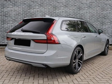 Volvo V90 II 2025 VOLVO V90 T6 AWD Plug-In Hybrid Ultra Dark Combi (398KM) 2025, zdjęcie 2